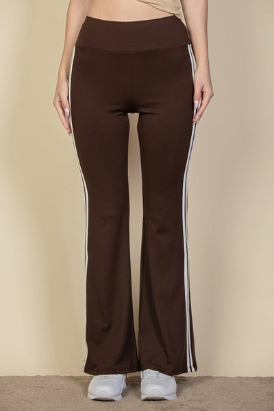 Contrast flare pants